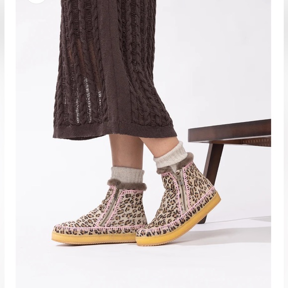 Free people Laidback London Setsu Crochet Ankle Boot Leopard Baby Pink - Picture 5 of 14